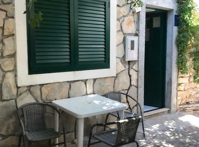 Apartment Stone House Center Primosten