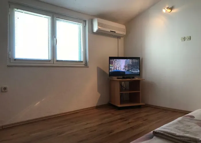 Stone House Center *